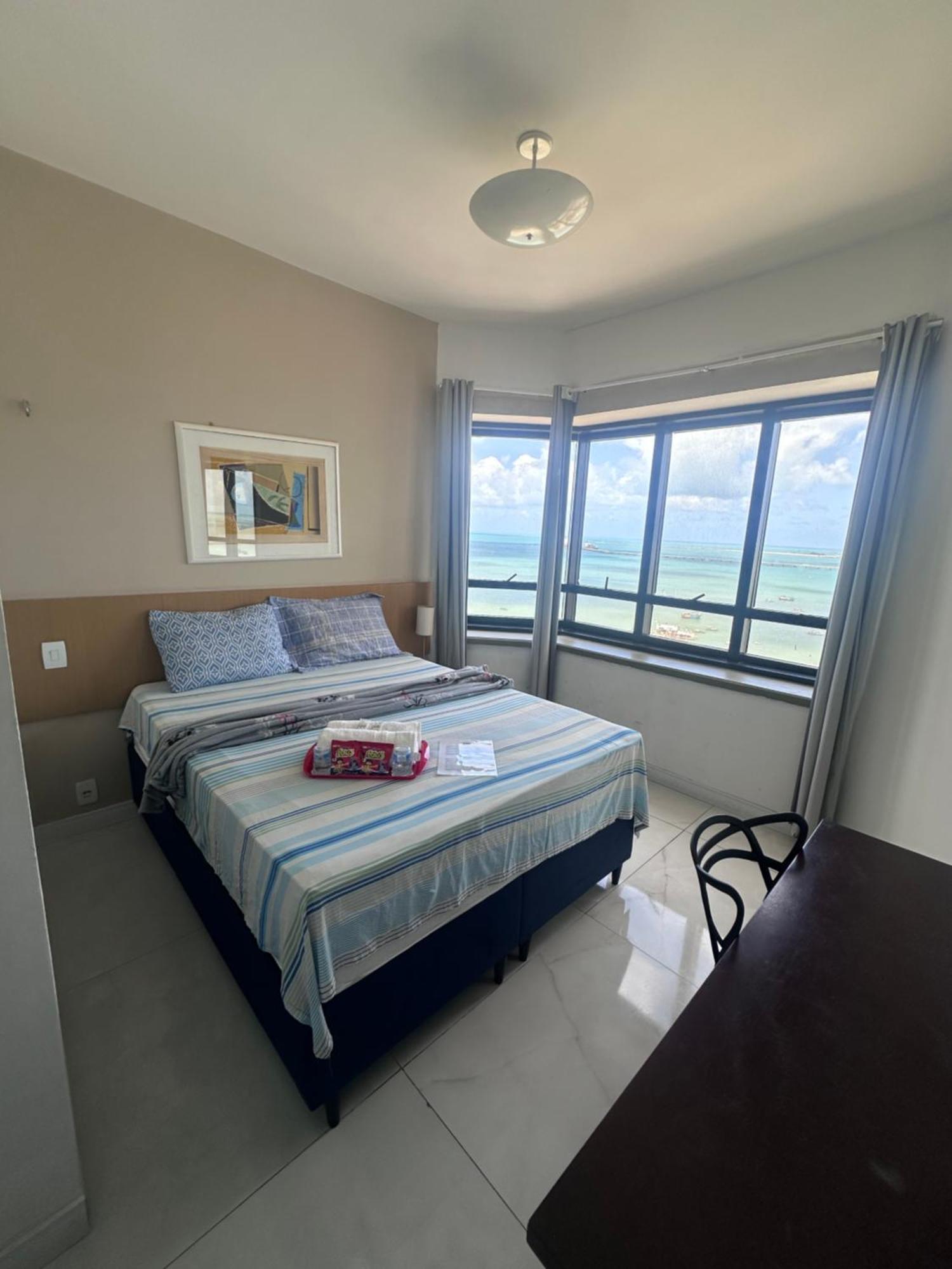 Golden Flat - 952 A